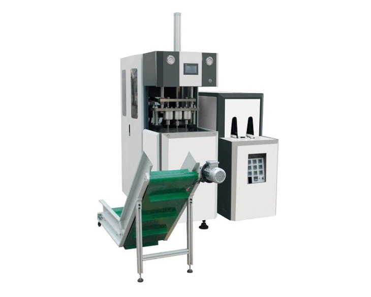 Plastik shishani shpatlaydi